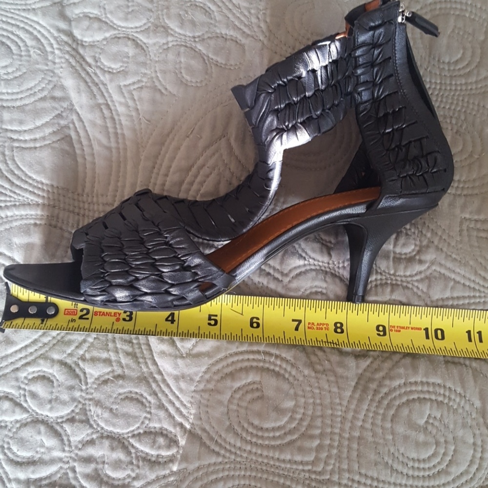 Givenchy heels - Picture 5 of 5